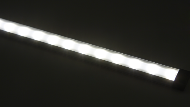 LED-Unterbauleuchte McShine SH-80, 8W, 700 lm, 80cm, warmweiß
