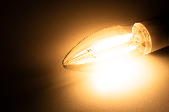 LED Filament Kerzenlampe McShine Filed, E14, 6W, 806 lm, warmweiß, klar
