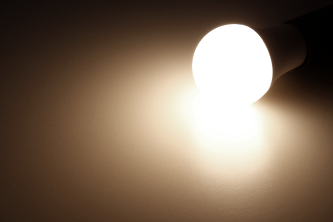 LED Glühlampe McShine SuperBright E27, 9,5W, 1520lm, 270°, 3000K, warmweiß

