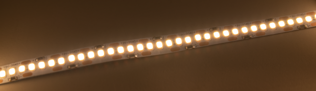 LED-Stripe McShine, 1700lm/m, 204LEDs/m, 16W/m, 3000K, IP20, 5m Rolle

